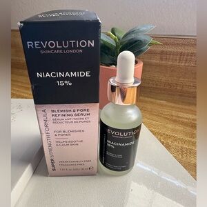 Revolution Niacinamide Serum 15%